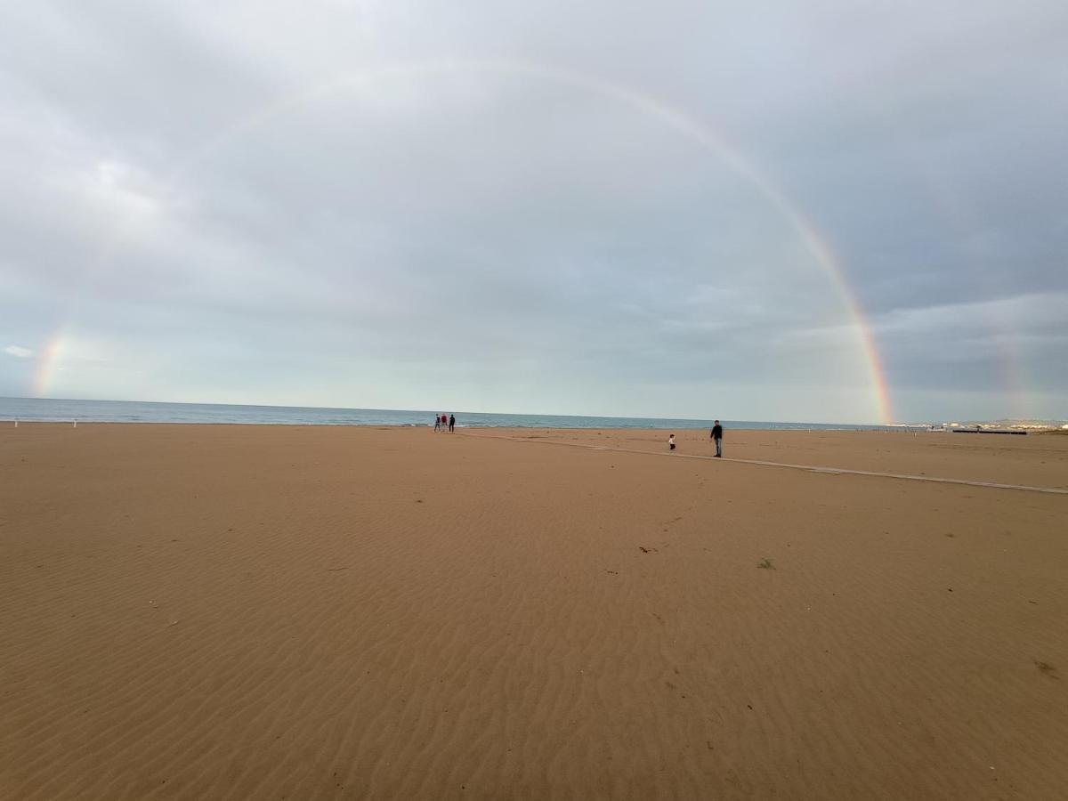 Appartamento Tra Citta E Mare 바스토 외부 사진